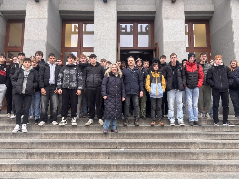 Technika, historie a vánoční Praha: exkurze tříd 2.TA a 3.AA