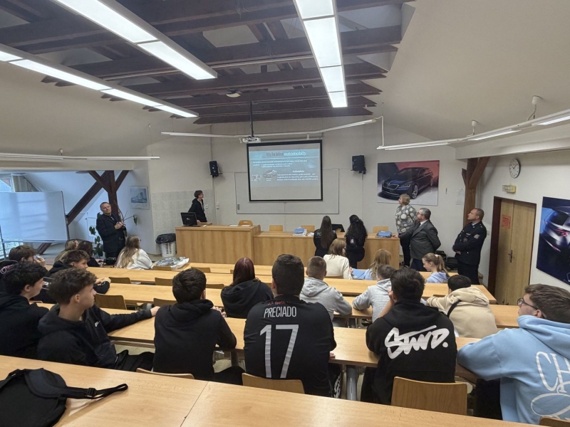 Sedmnáctý ročník soutěže pro základní školy v oblasti dopravní a ekologické výchovy