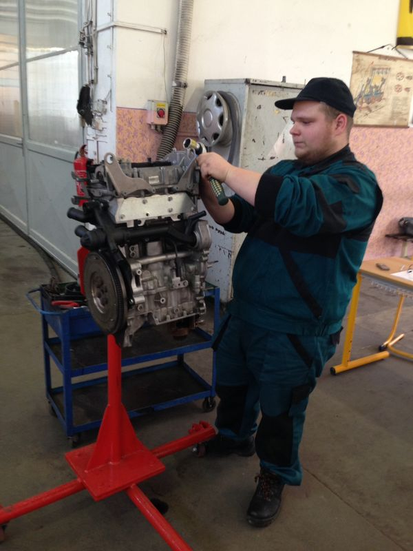 Soutěž Automechanik Junior foto