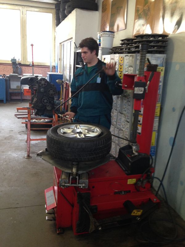 Soutěž Automechanik Junior foto