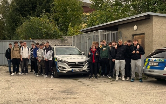 Aktuality - Odborná exkurze v předmětu Motorová vozidla pro třídu 3.TB na OO PČR Zábřeh