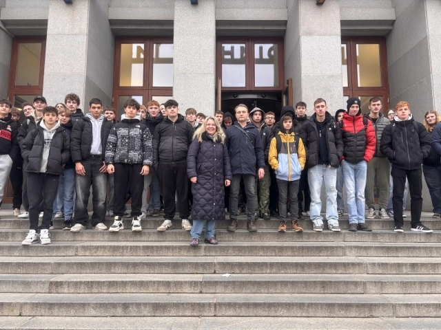 Aktuality - Technika, historie a&nbsp;vánoční Praha: exkurze tříd 2.TA a&nbsp;3.AA